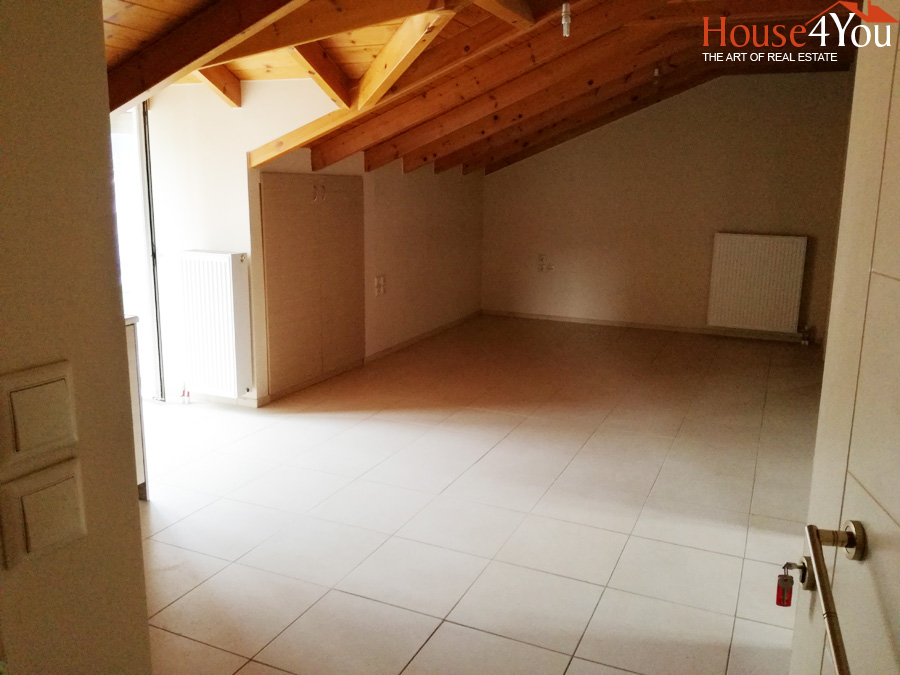 Ενοικιάζεται σοφίτα 2ου ορόφου 70τ.μ. του 2013 στο Κάτω Νεοχωρόπουλο στα Ιωάννινα