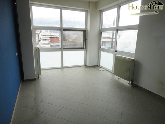 Ενοικιάζεται επαγγελματικός χώρος 150 τμ. στην οδό Μακρυγιάννη στα Γιάννενα