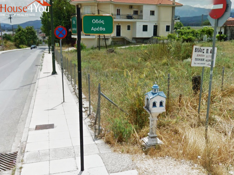 Πωλείται γωνιακό οικόπεδο 503 τμ. με Σ.Δ. 0.6 στην κεντρική οδό Ιωαννίνων στην Ανατολή Ιωαννίνων