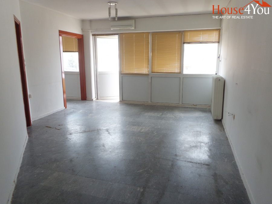 Πωλείται δυάρι 46τμ. 3ου ορόφου στην οδό Πυρσινέλλα στο κέντρο των Ιωαννίνων