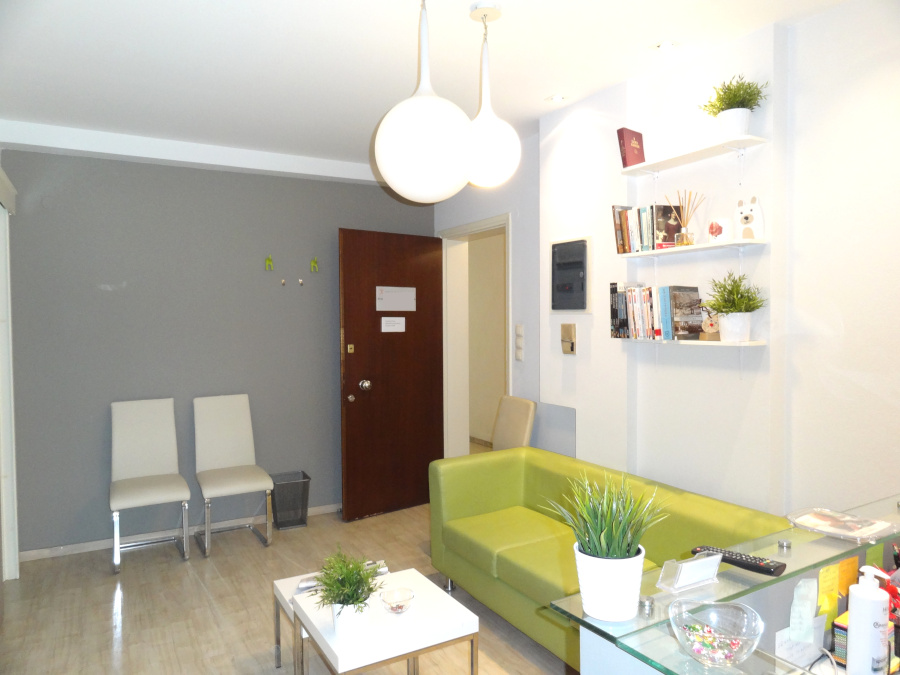 Ενοικιάζεται επαγγελματικός χώρος γραφείο 59 τ.μ. 2ου ορόφου πλησίον της 28ης Οκτωβρίου στα Ιωάννινα