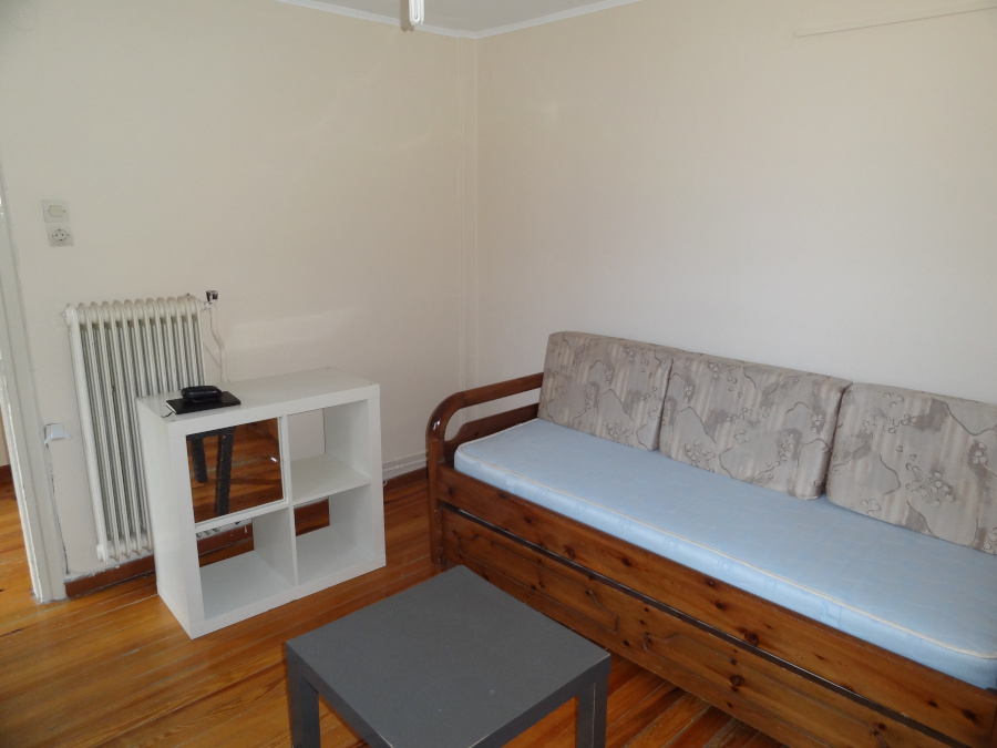 For rent studio of 28 sq.m. mezzanine on October 28, 28 in Ioannina