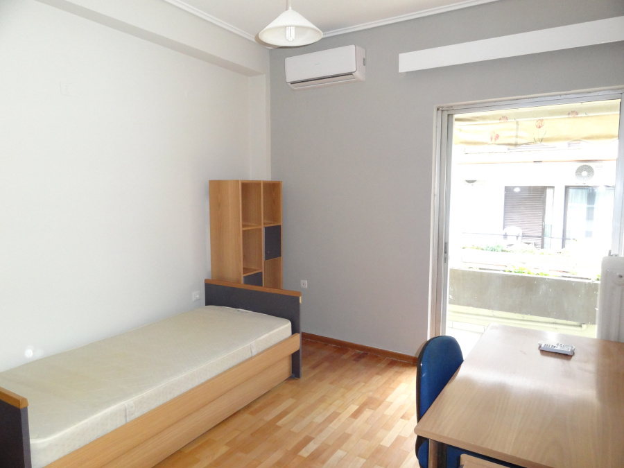For rent two-rooms furnished studio of 33 sq.m. 2nd floor at 55 Souliou in Ioannina.