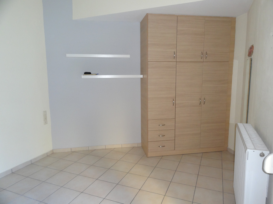 For rent studio of 30 sq.m. 1st floor in the center of Ioannina near Dodoni Avenue