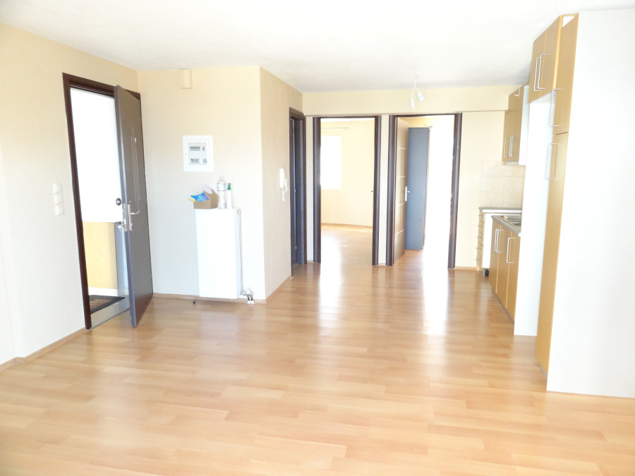 For rent 2 bedrooms apartment of 65 sq.m., construction of 2011, 1st floor in the area of Anatoli Ioannina near Agia Sofia