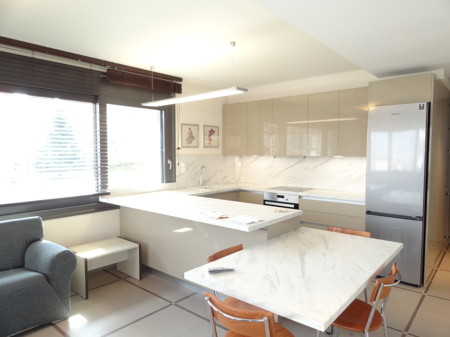 Ενοικιάζεται 3αρι πλήρως επιπλωμένο διαμέρισμα 87 τ.μ. 1ου ορόφου στην Εξοχή Ιωαννίνων κοντά στο νοσοκομείο Χατζηκώστα