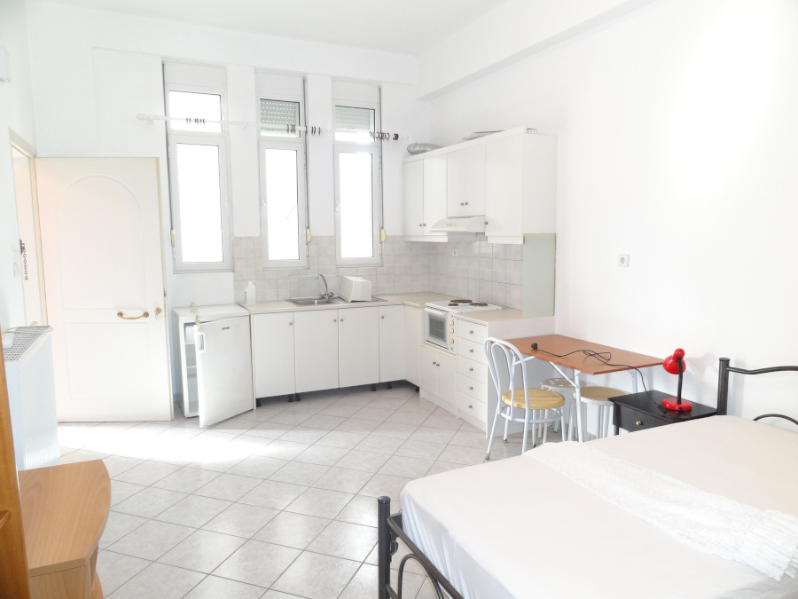 For rent furnished studio of 30 sq.m. elevated ground floor in Pedini, Ioannina