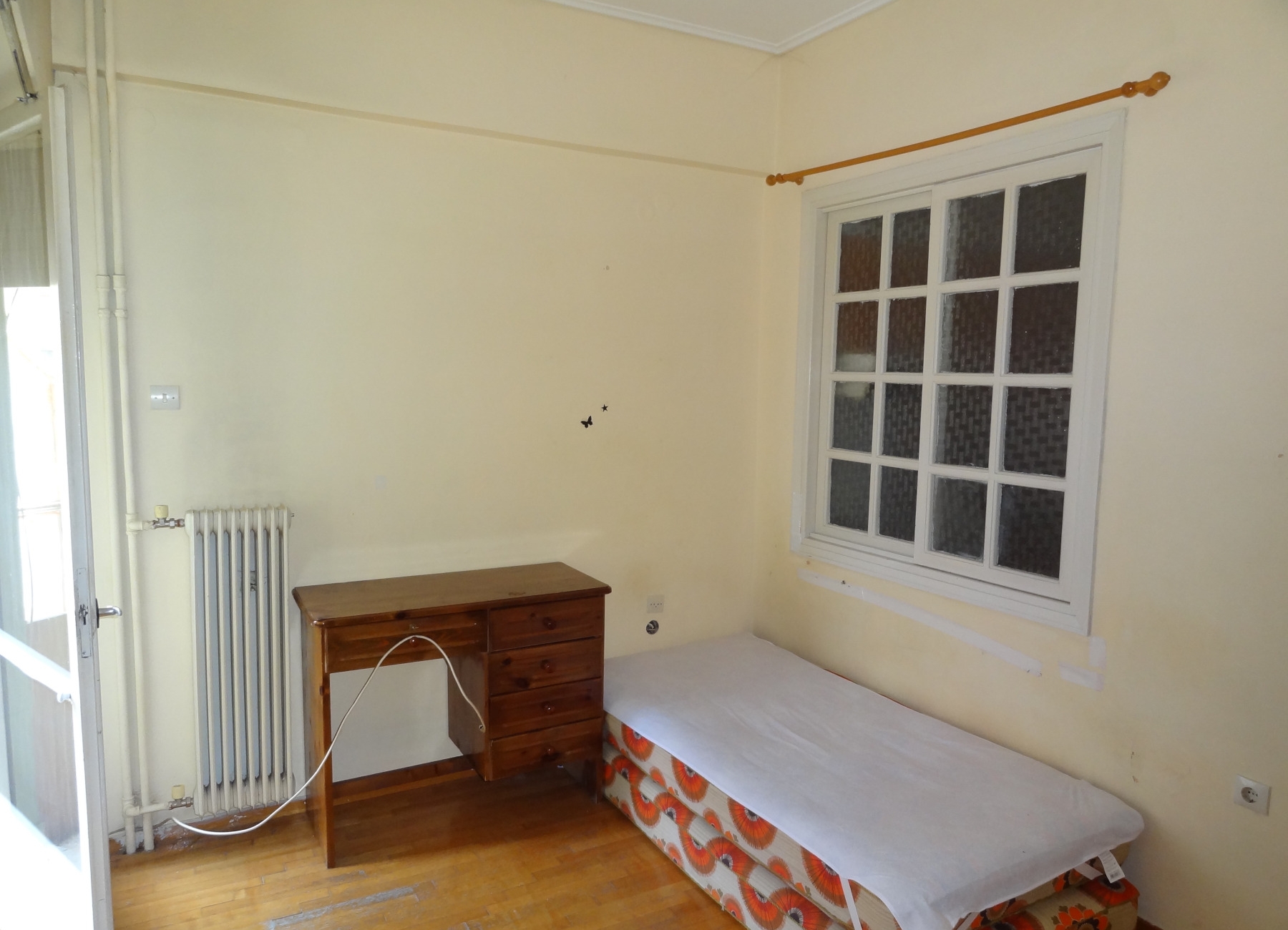 For rent two-rooms studio of 25 sq.m. 3rd floor in the area of the stadium near the center of Ioannina