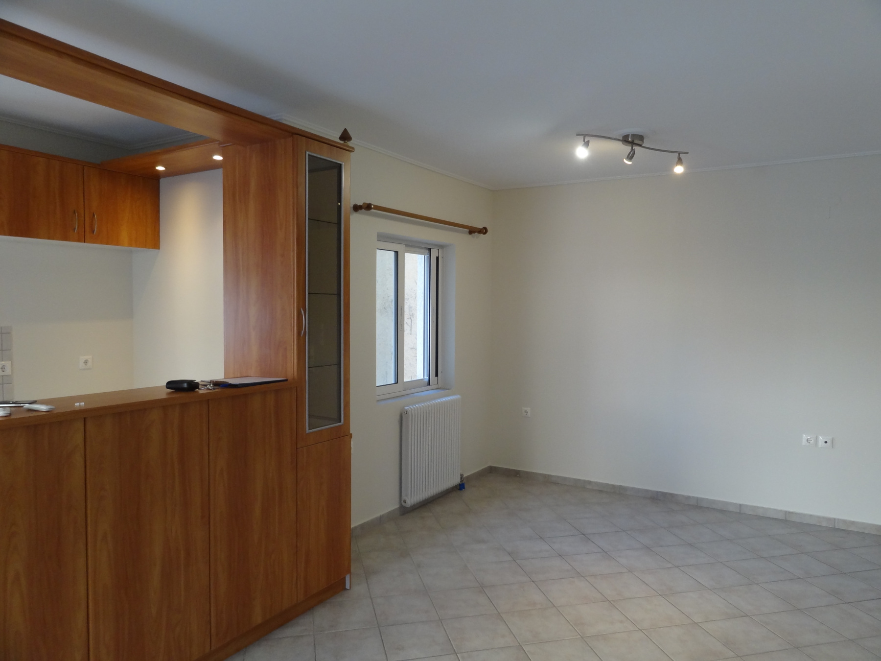 Ενοικιάζεται 3αρι φωτεινό διαμέρισμα 70 τ.μ. 3ου ορόφου κοντά στο κέντρο των Ιωαννίνων