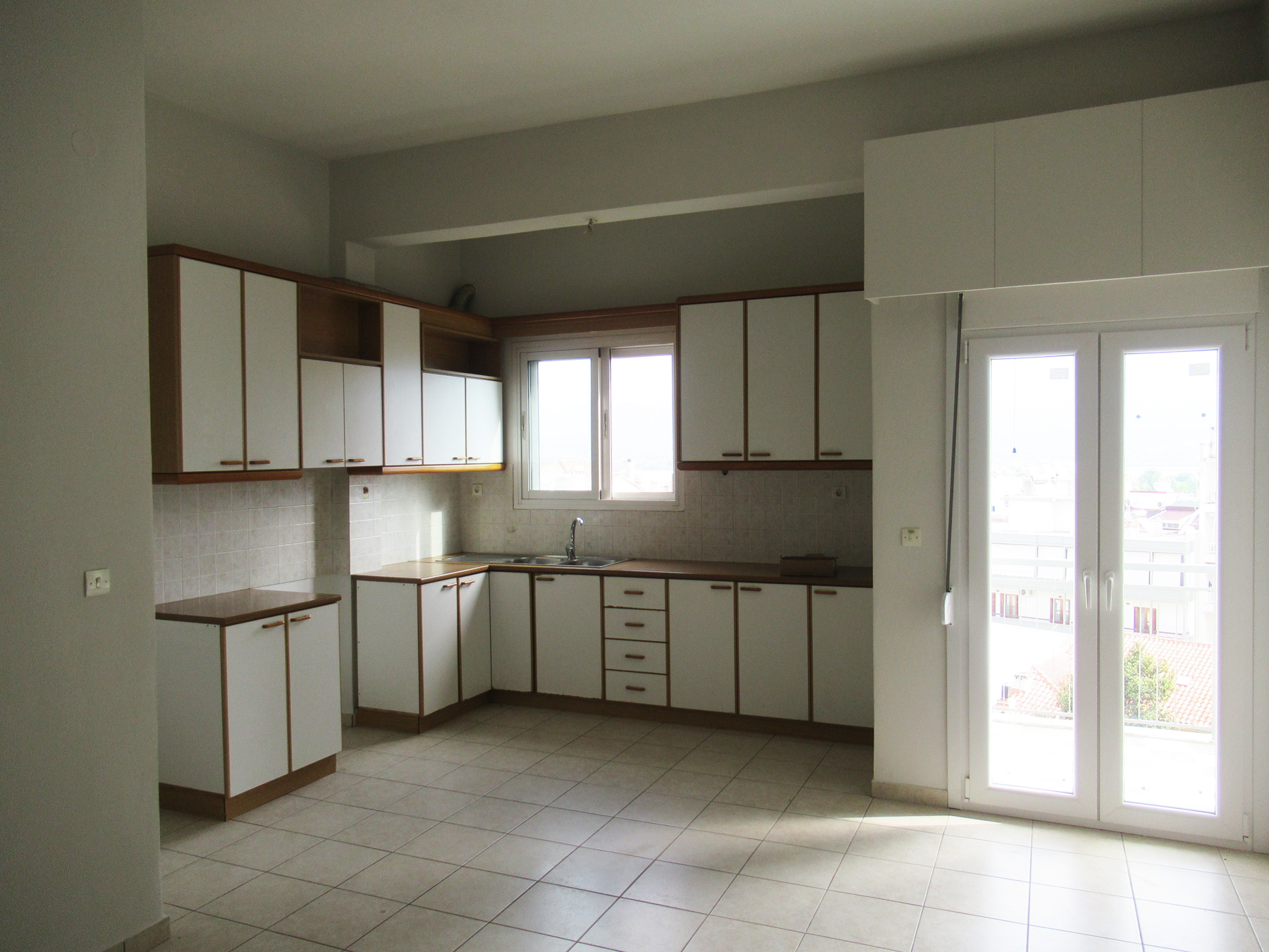 Ενοικιάζεται δυάρι διαμέρισμα 55 τ.μ. 3ου ορόφου πλησίον Άλσους στο κέντρο των Ιωαννίνων