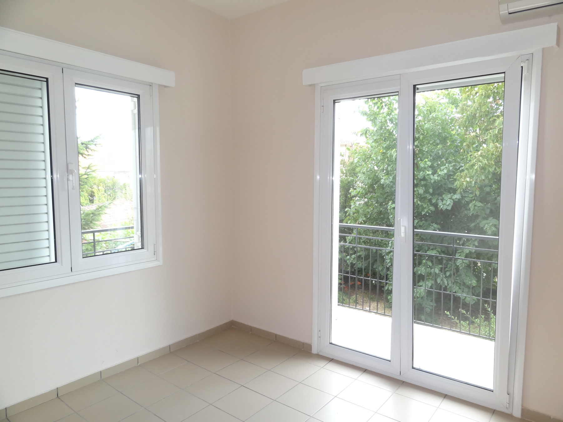 For rent two-rooms studio of 35 sq.m. mezzanine in Kiafa in Ioannina