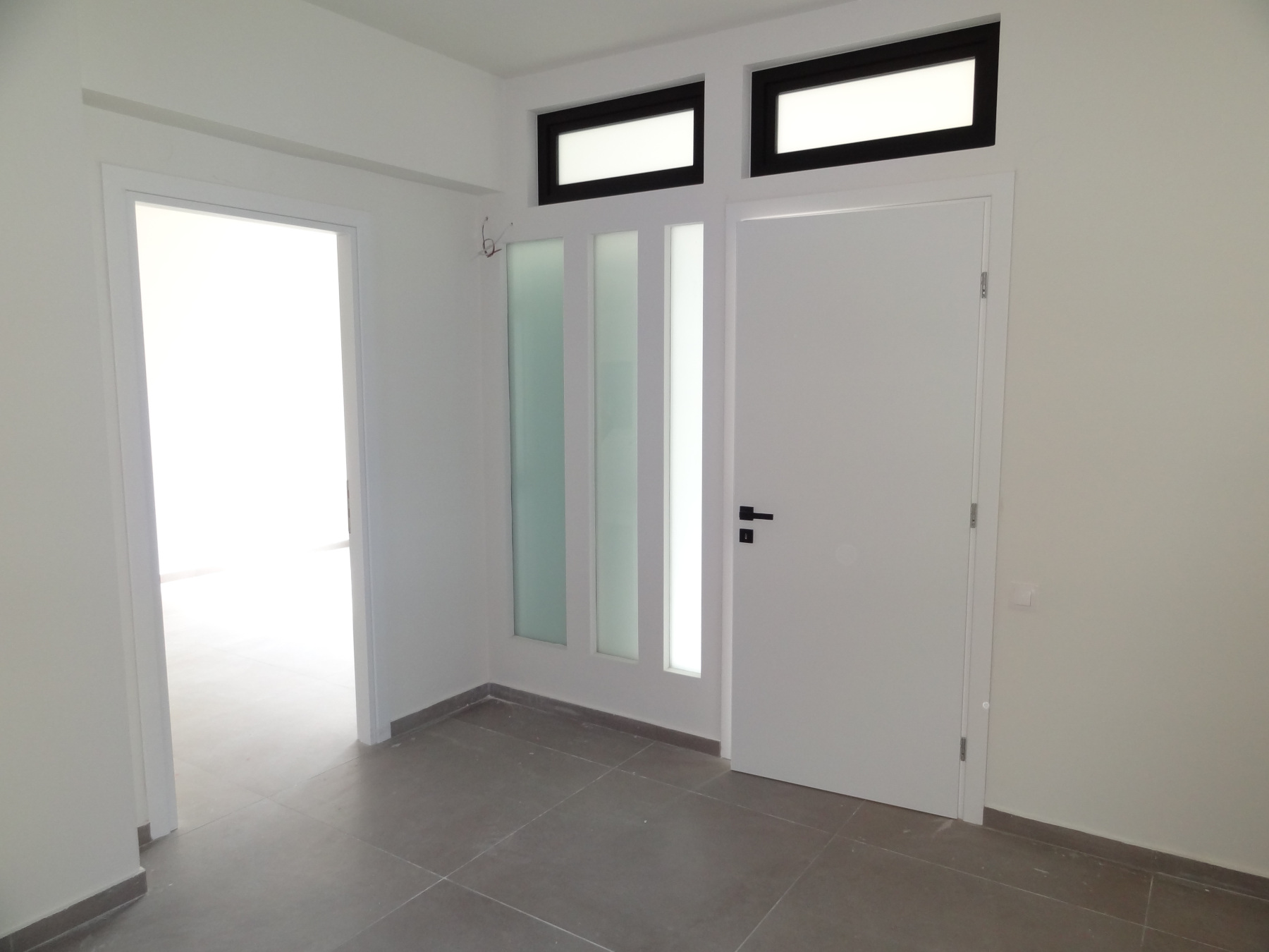 Ενοικιάζεται επαγγελματικός χώρος 56 τ.μ. 1ου ορόφου στο κέντρο των Ιωαννίνων πλησίον της 28ης Οκτωβρίου