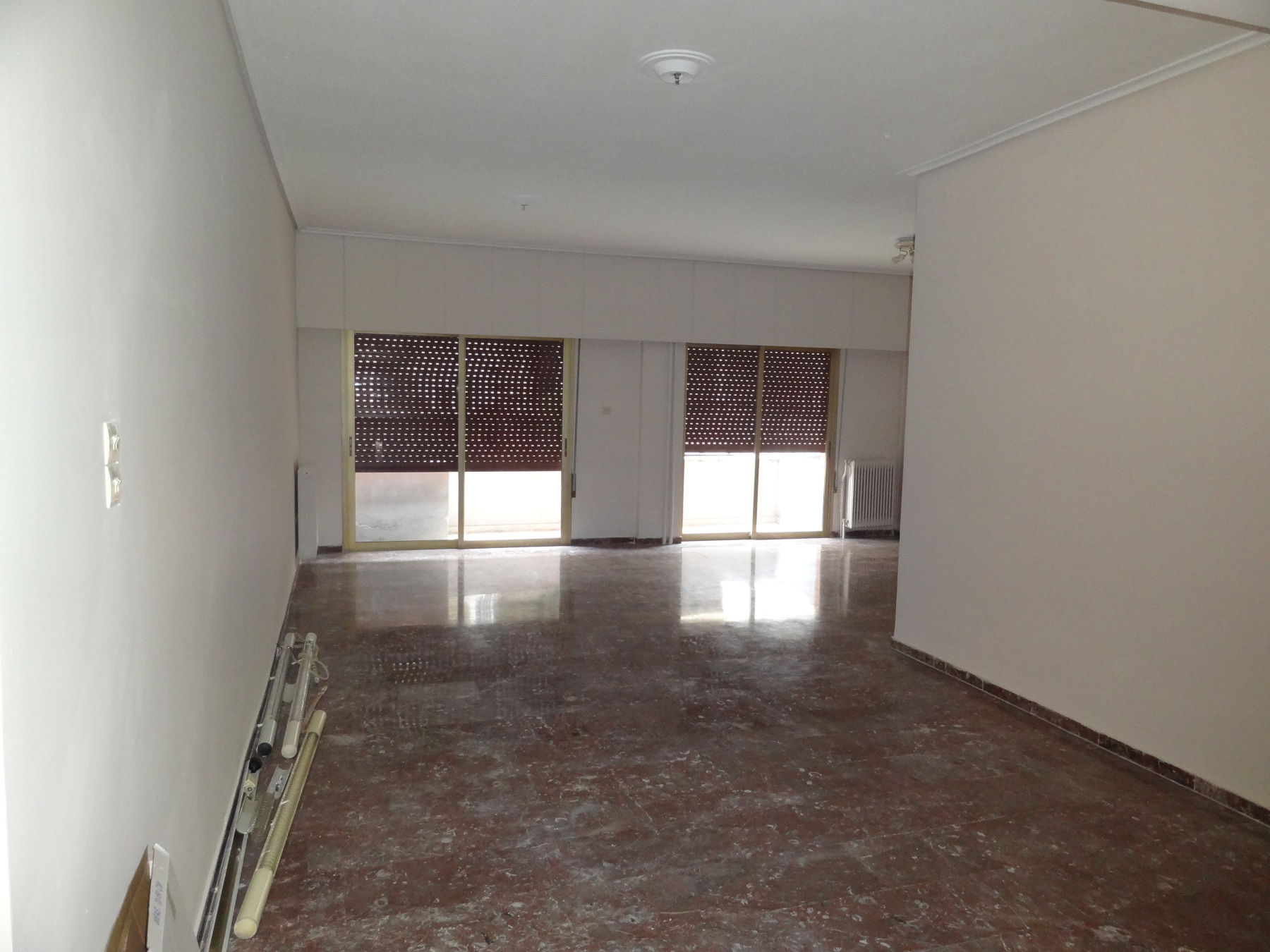 Commercial space for rent 115 sq.m. 1st floor in Pargis square in the center of Ioannina