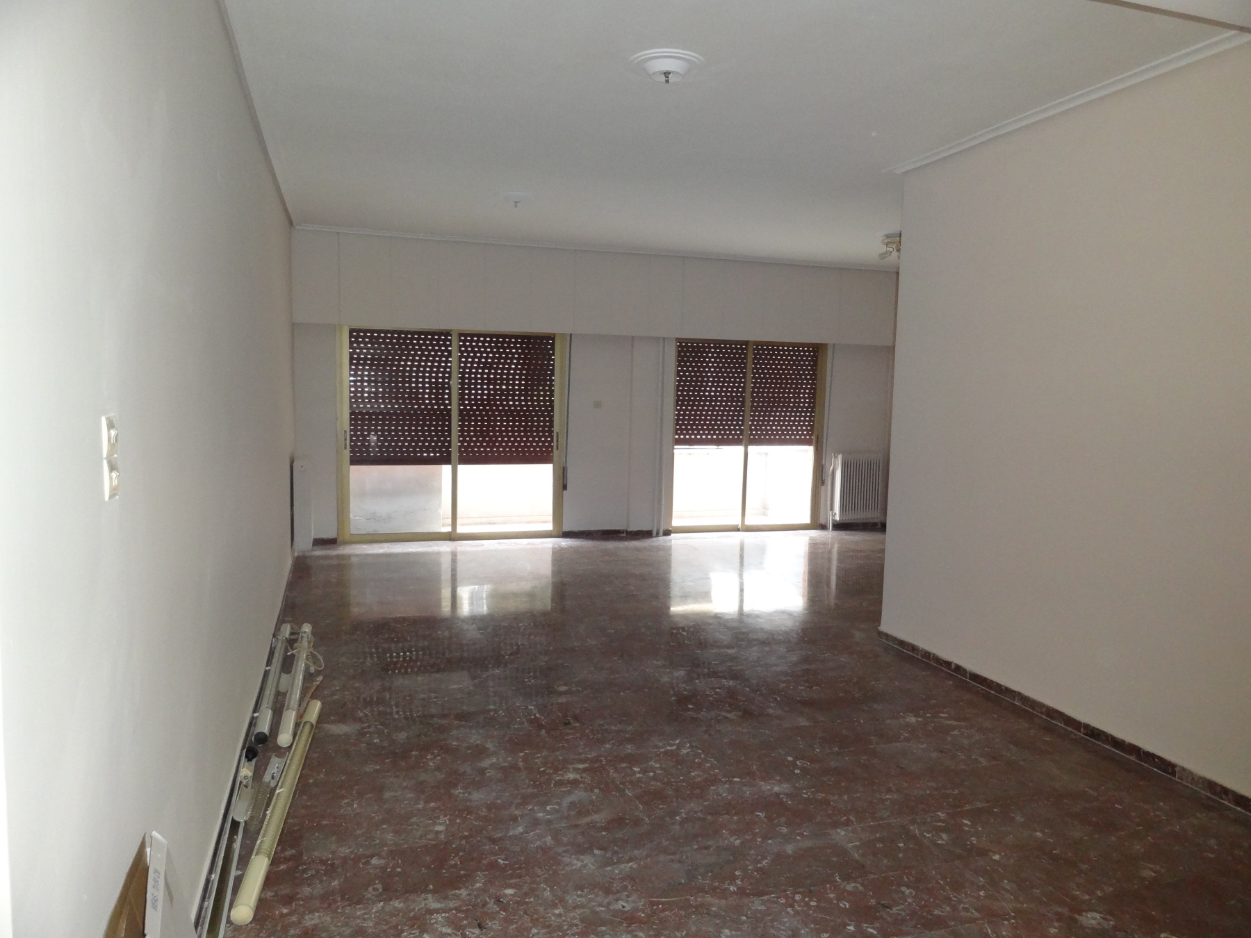 Ενοικιάζεται επαγγελματικός χώρος 115 τ.μ. 1ου ορόφου στην πλατεία Πάργης στο κέντρο των Ιωαννίνων