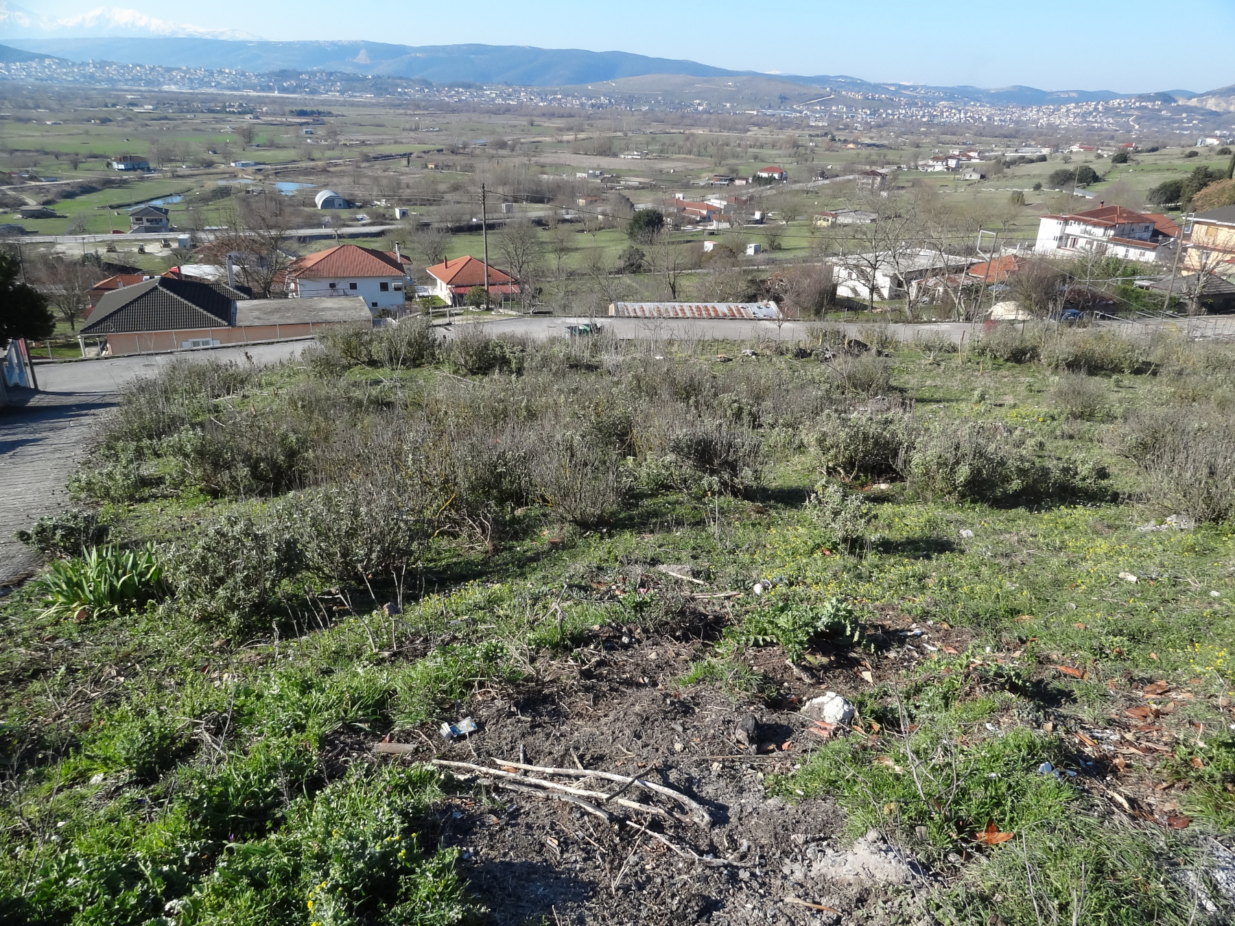 Corner plot of 508 sq.m. is for sale with S.D. 0.8 in Krya, Ioannina with panoramic views
