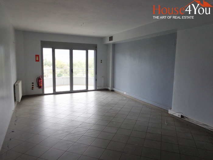 Ενοικιάζεται σύγχρονoς επαγγελματικός χώρος 175 τ.μ. 1ου ορόφου στην Παπανδρέου στα Γιάνεννα