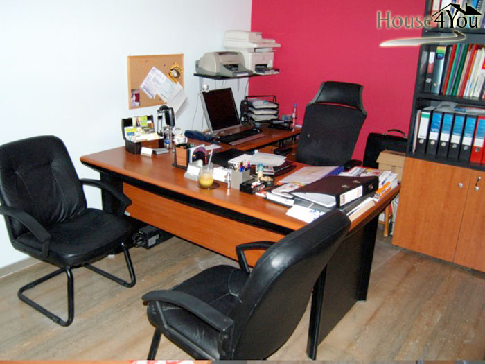 Ενοικιάζεται γραφείο 33 τ.μ. στο κέντρο της πόλης των Ιωαννίνων κοντά στην Πλατεία Πάργης