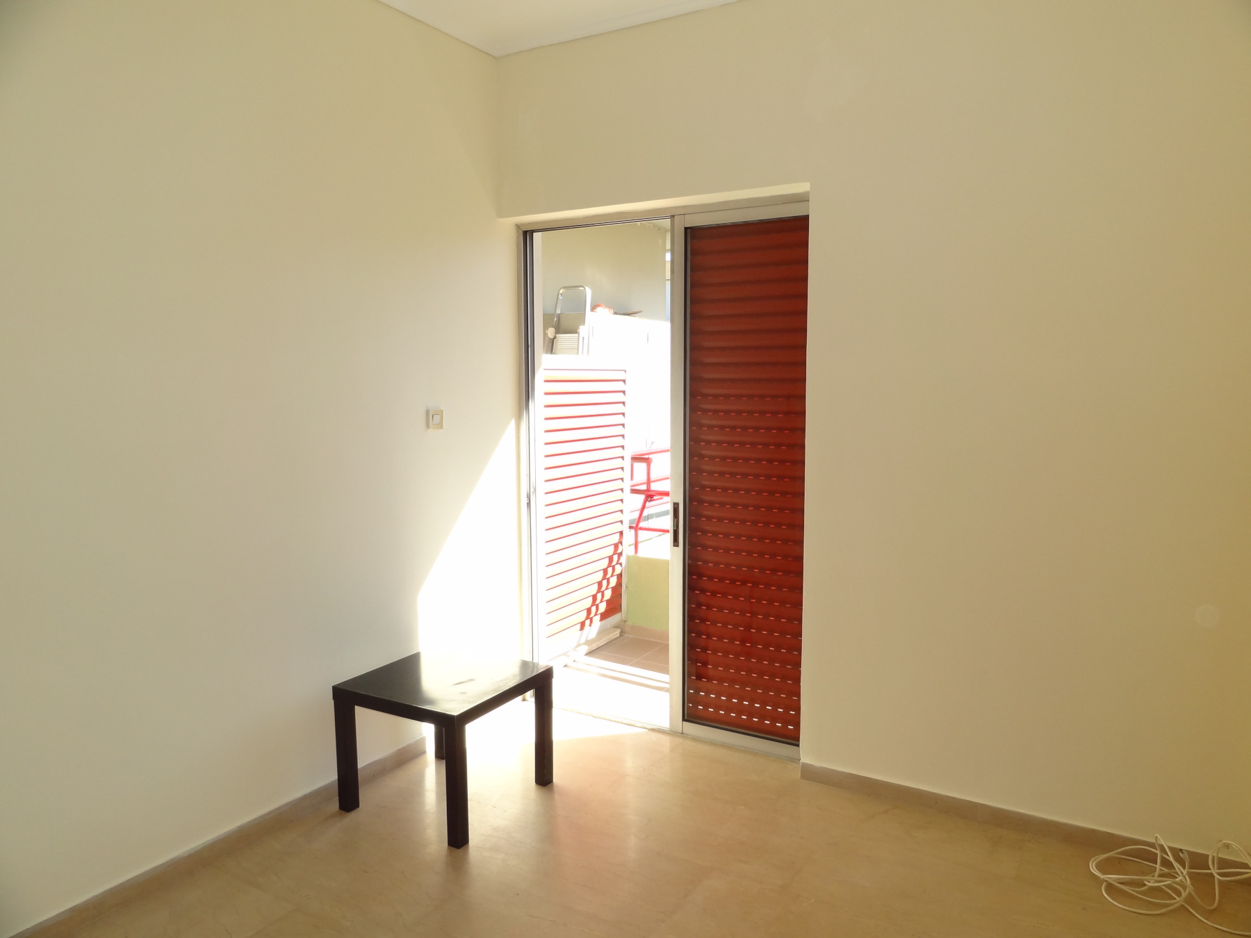 Ενοικιάζεται άνετο 2αρι διαμέρισμα 55 τ.μ. 3ου ορόφου πλησίον της πλατείας Ομήρου στα Ιωάννινα