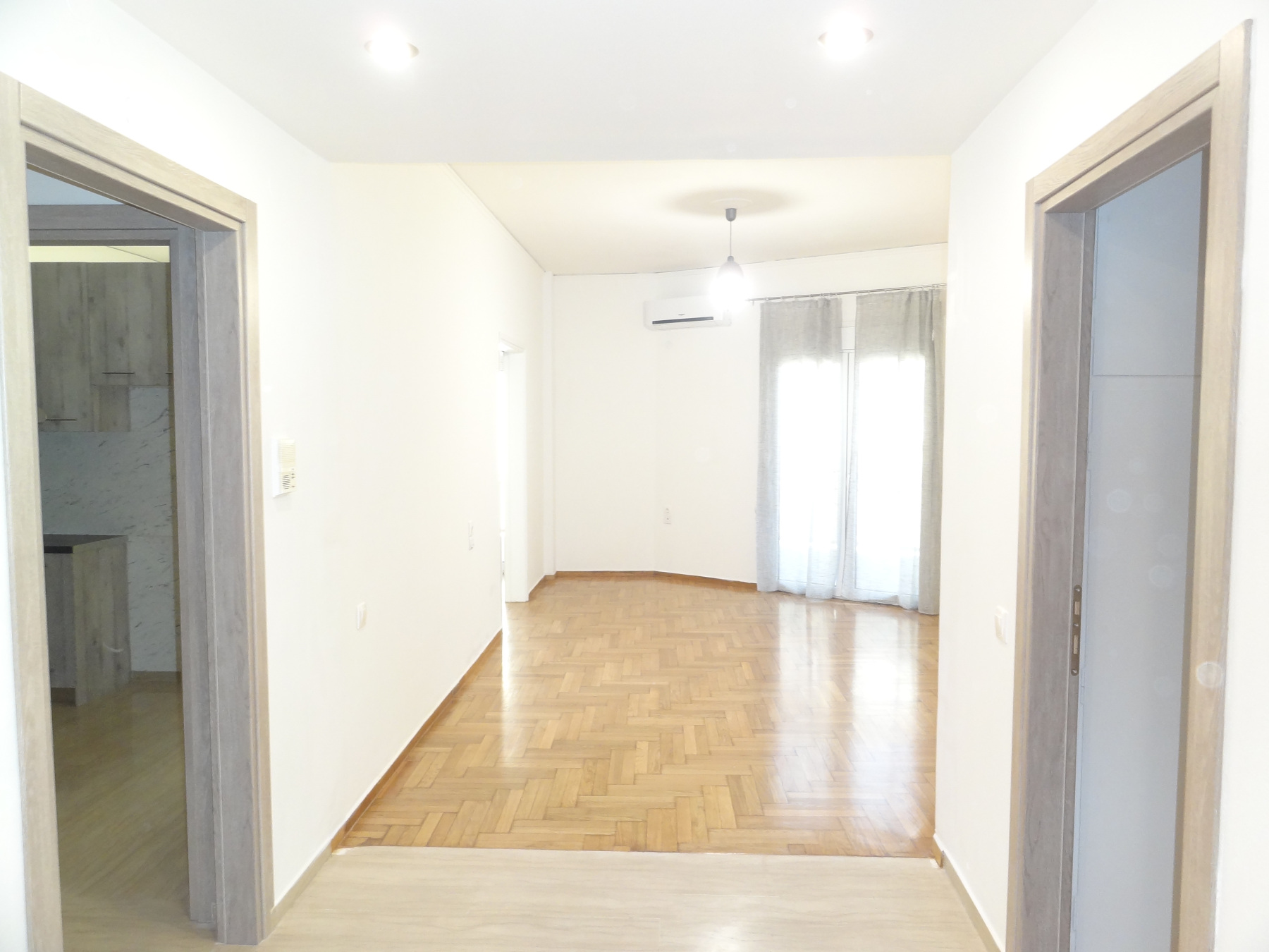For rent commercial space 97 sq.m. 3rd floor completely renovated in 2022 in the center of Ioannina
