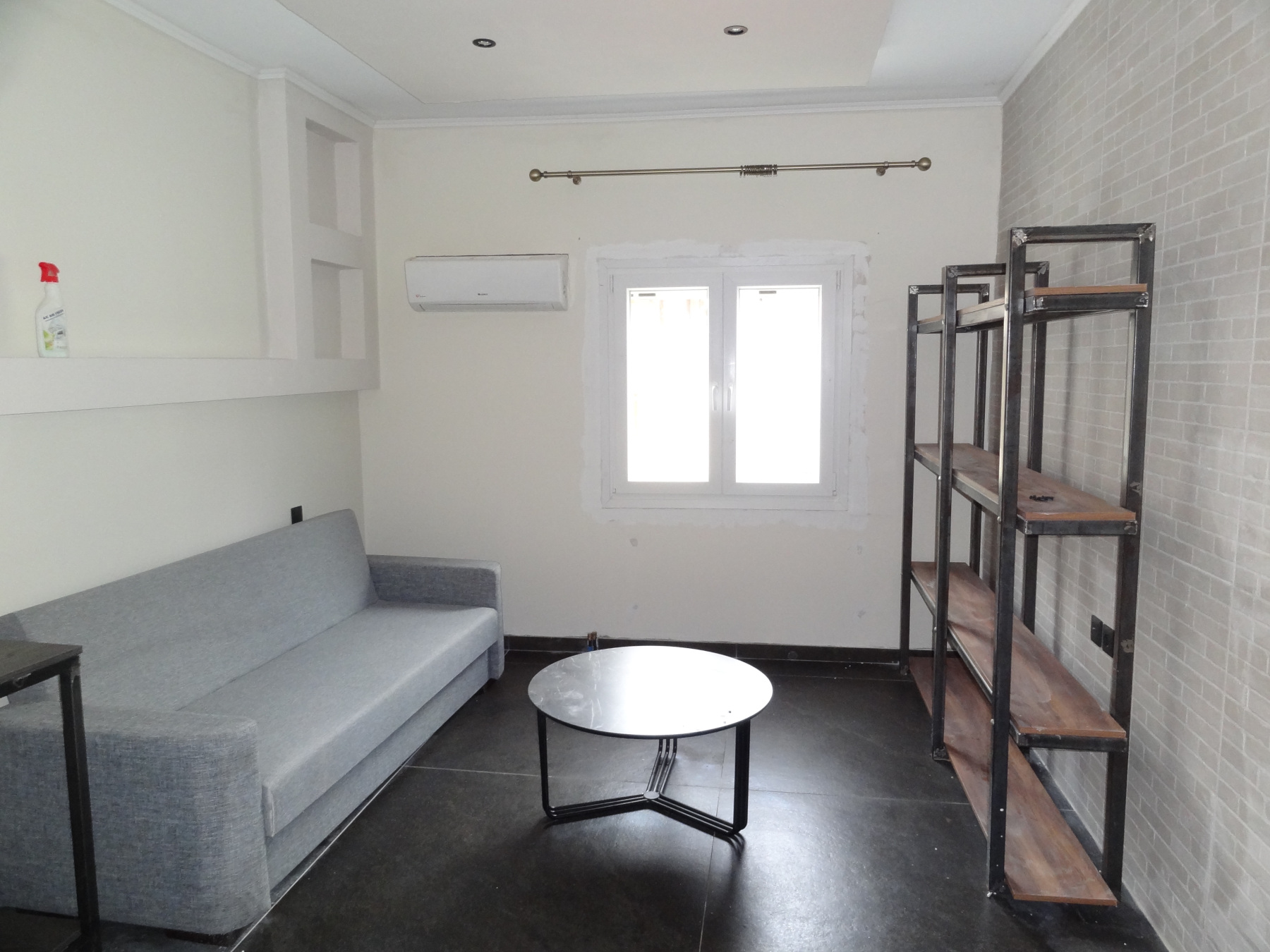 For rent two-rooms studio 35 sq.m. 2nd floor in the Zevgaria area in Ioannina