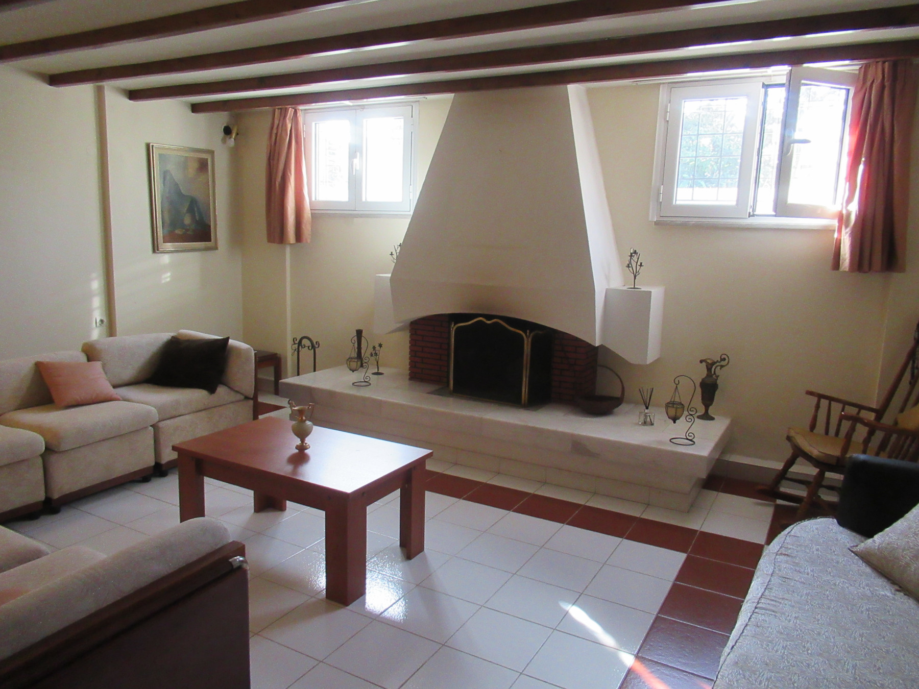 Ενοικιάζεται επιπλωμένο και εξοπλισμένο 3αρι ισόγειο διαμέρισμα 80 τ.μ. κοντά στο Πανηπειρωτικό στάδιο στα Ιωάννινα