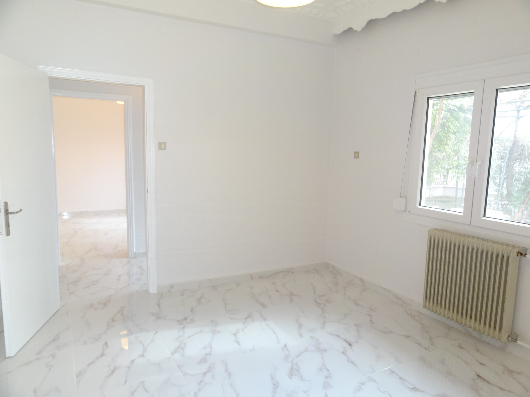 For rent bright 2 bedrooms apartment  80 sq.m. 1st floor in Ampelokipi in Ioannina near the Fire Department