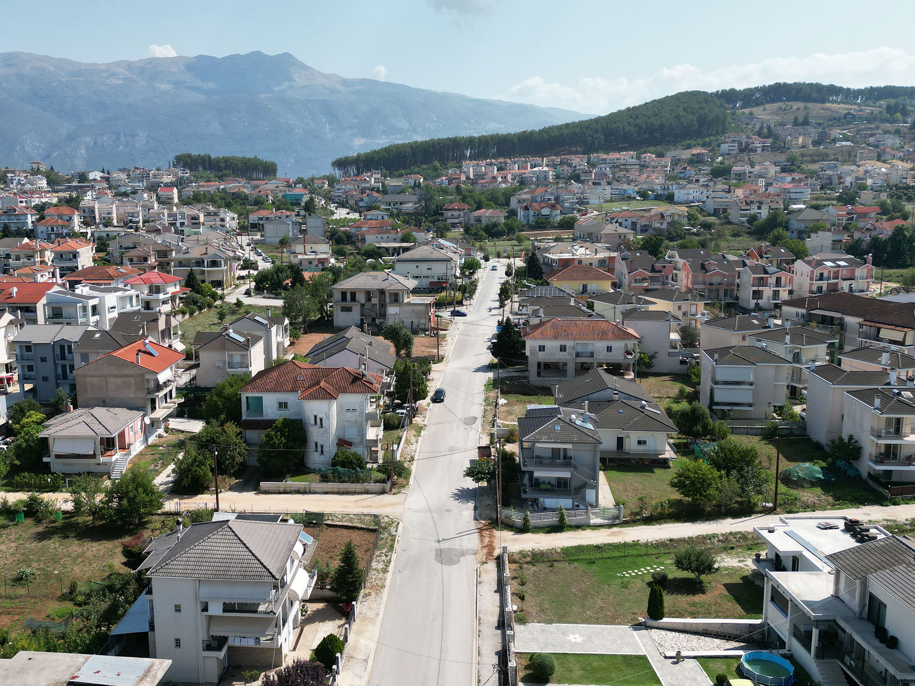 Πωλείται επίπεδο οικόπεδο 850 τ.μ. με Σ.Δ. 0.5 στα Καρδαμίτσια Ιωαννίνων