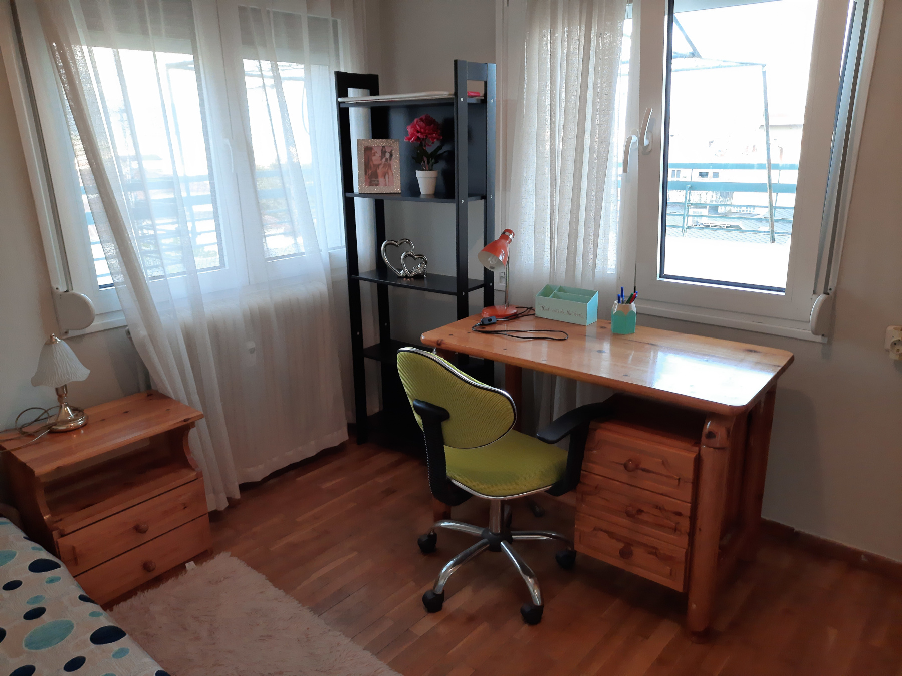 Furnished and equipped two-rooms studio for rent, 27 sq.m. on the roof of an apartment building in the area of Karavatia in Ioannina