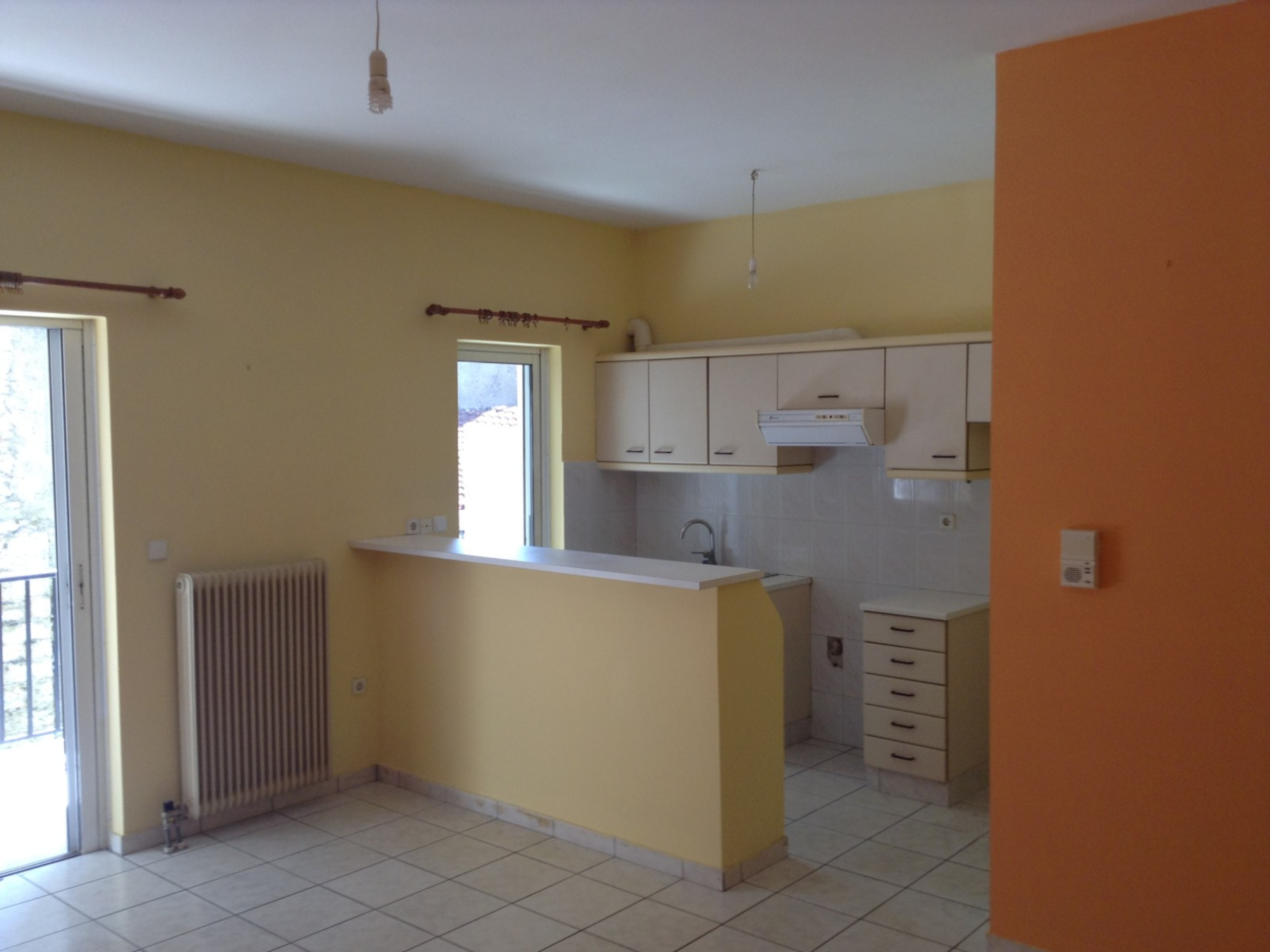 Studio for rent, 31 sq.m. mezzanine in Omiro Square in Ioannina.