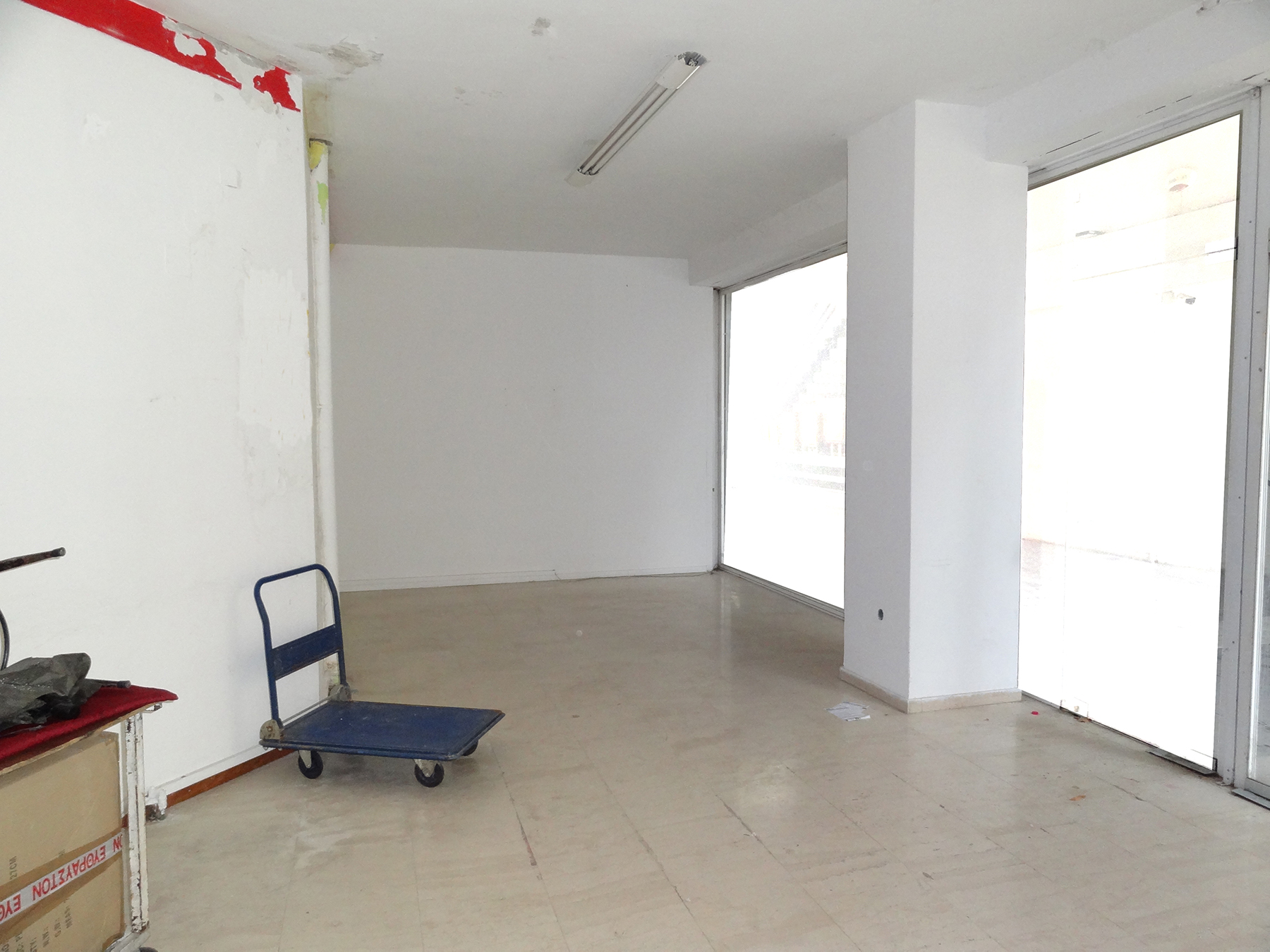 Ground floor commercial space for rent, 50 sq.m. at the most central point of Ioannina