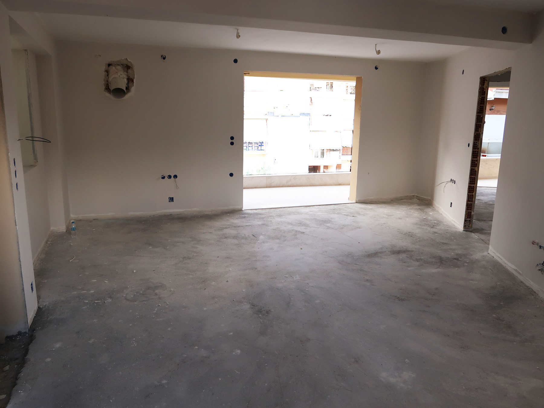 For sale, a new bright apartment of 77 sq.m. 2nd floor with warehouse in Ampelokipis Ioannina