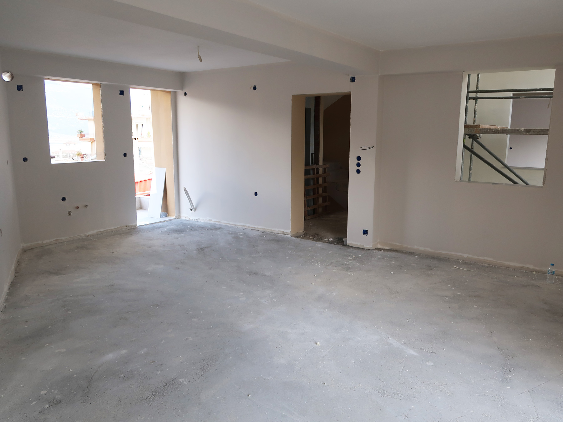 For sale, a new bright apartment of 77 sq.m. 1st floor with warehouse in Ampelokipis Ioannina