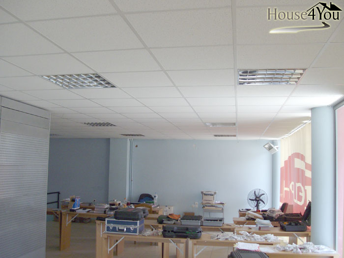 Ενοικιάζεται κατάστημα 450τ.μ. επί της Ε.Ο. Ιωαννίνων Αθηνών