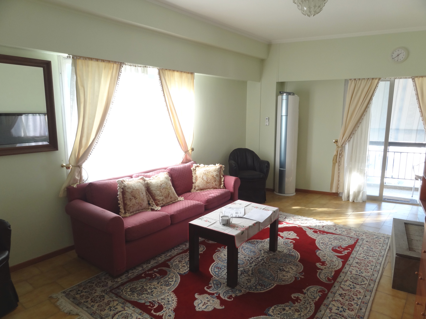 For rent bright 2 bedrooms furnished apartment 88 sq.m. 2nd floor in Ampelokipi in Ioannina