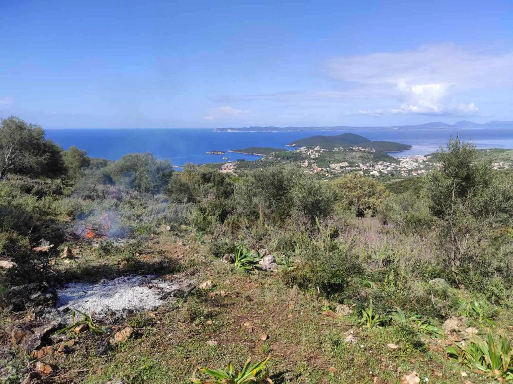 Plot of land 5008 sq.m. for sale. in a panoramic spot in Sivota, Thesprotia