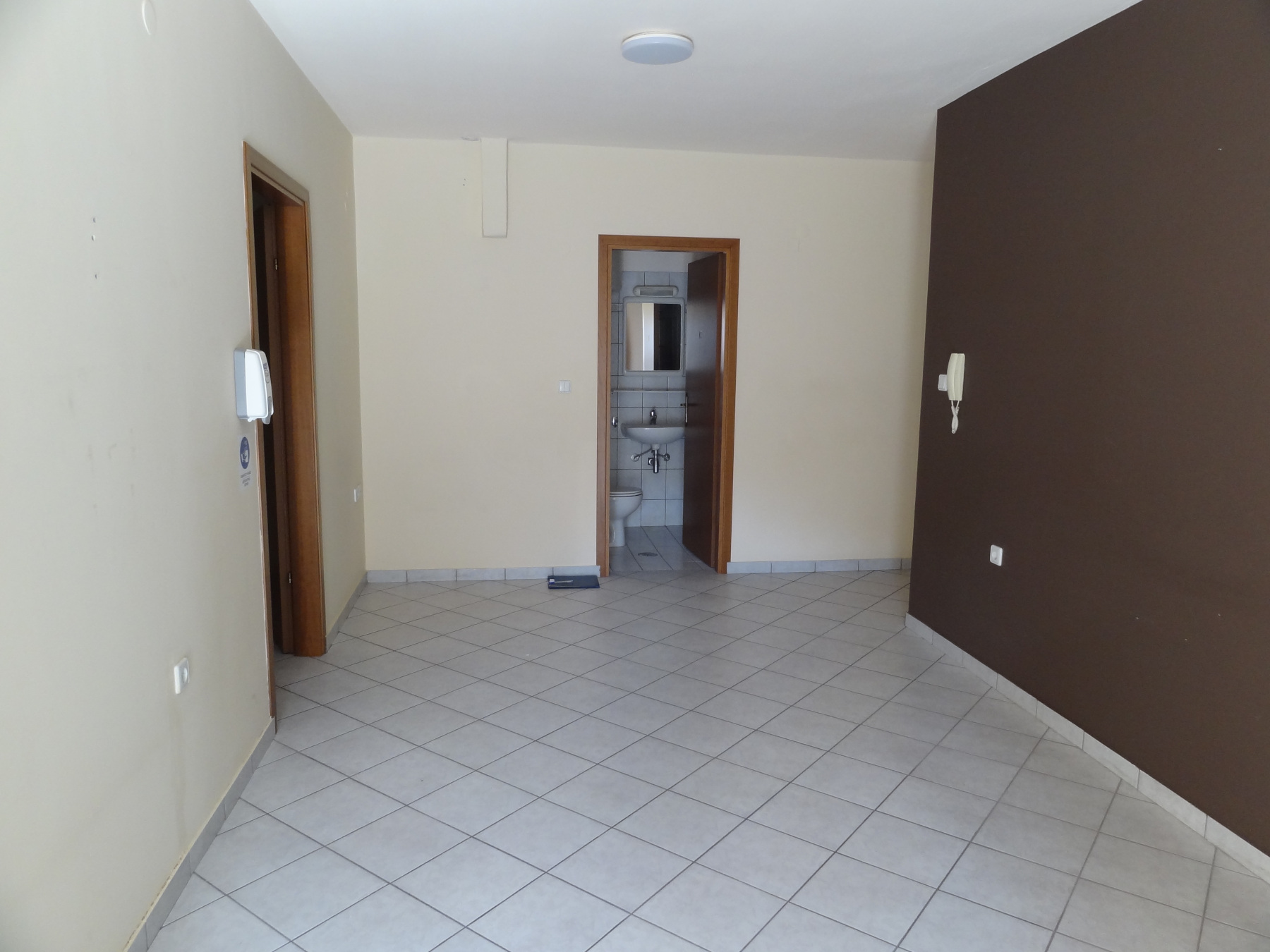 Commercial space for rent, 55 sq.m. 1st floor in a central part of the city of Ioannina