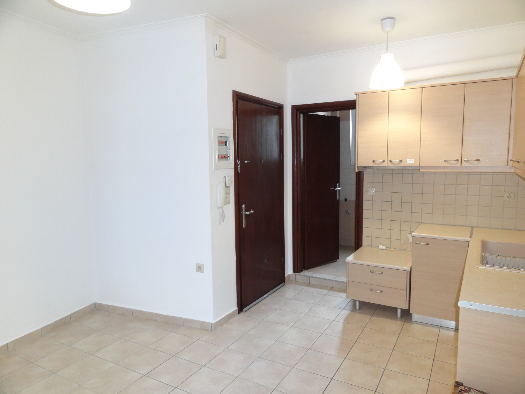 Studio for rent 25 sq.m. 1st floor, built in 2009, on Velara in Ioannina