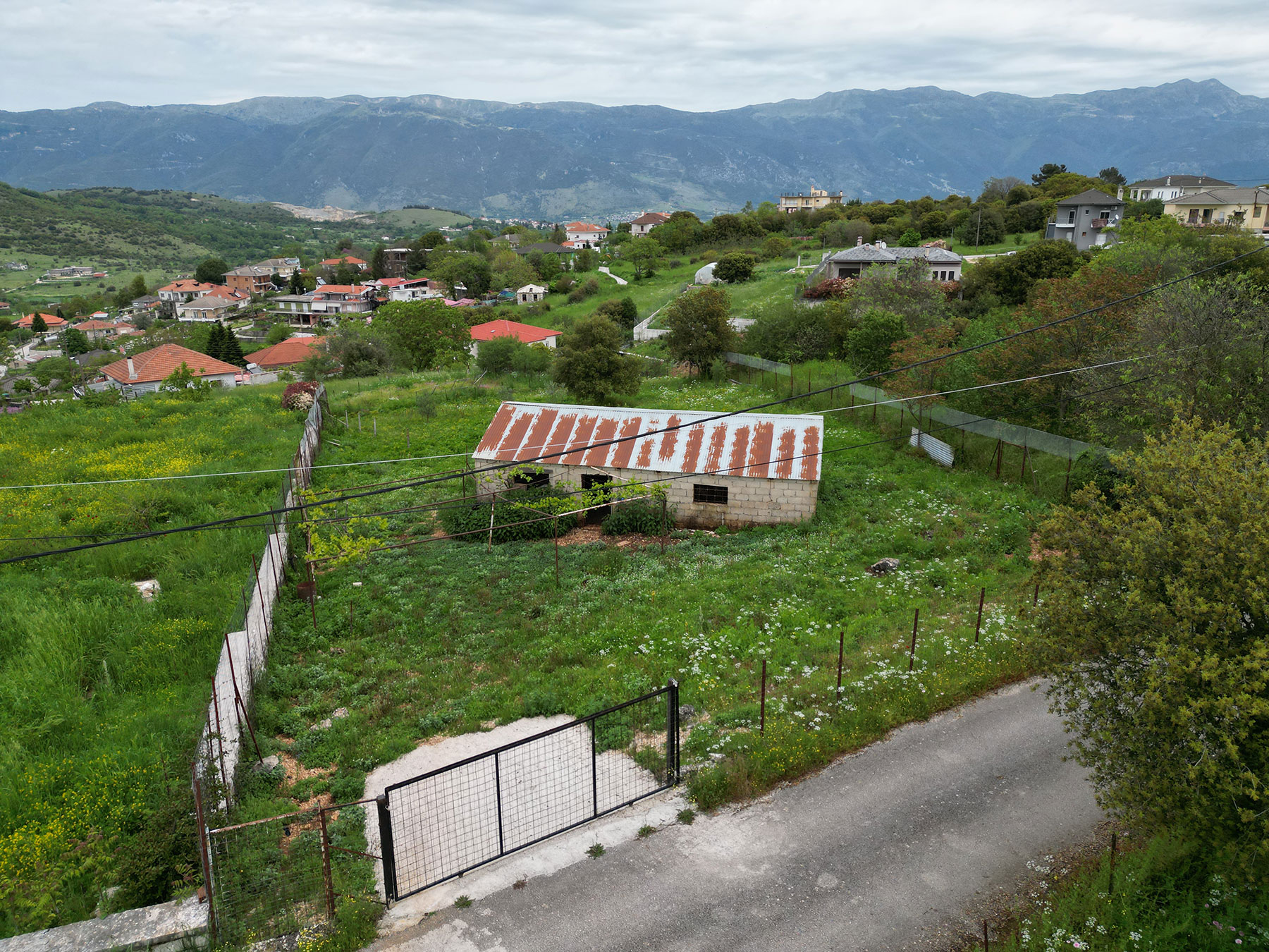 Plot for sale 1013 sq.m. in Zoodochos in Zitsa in Ioannina