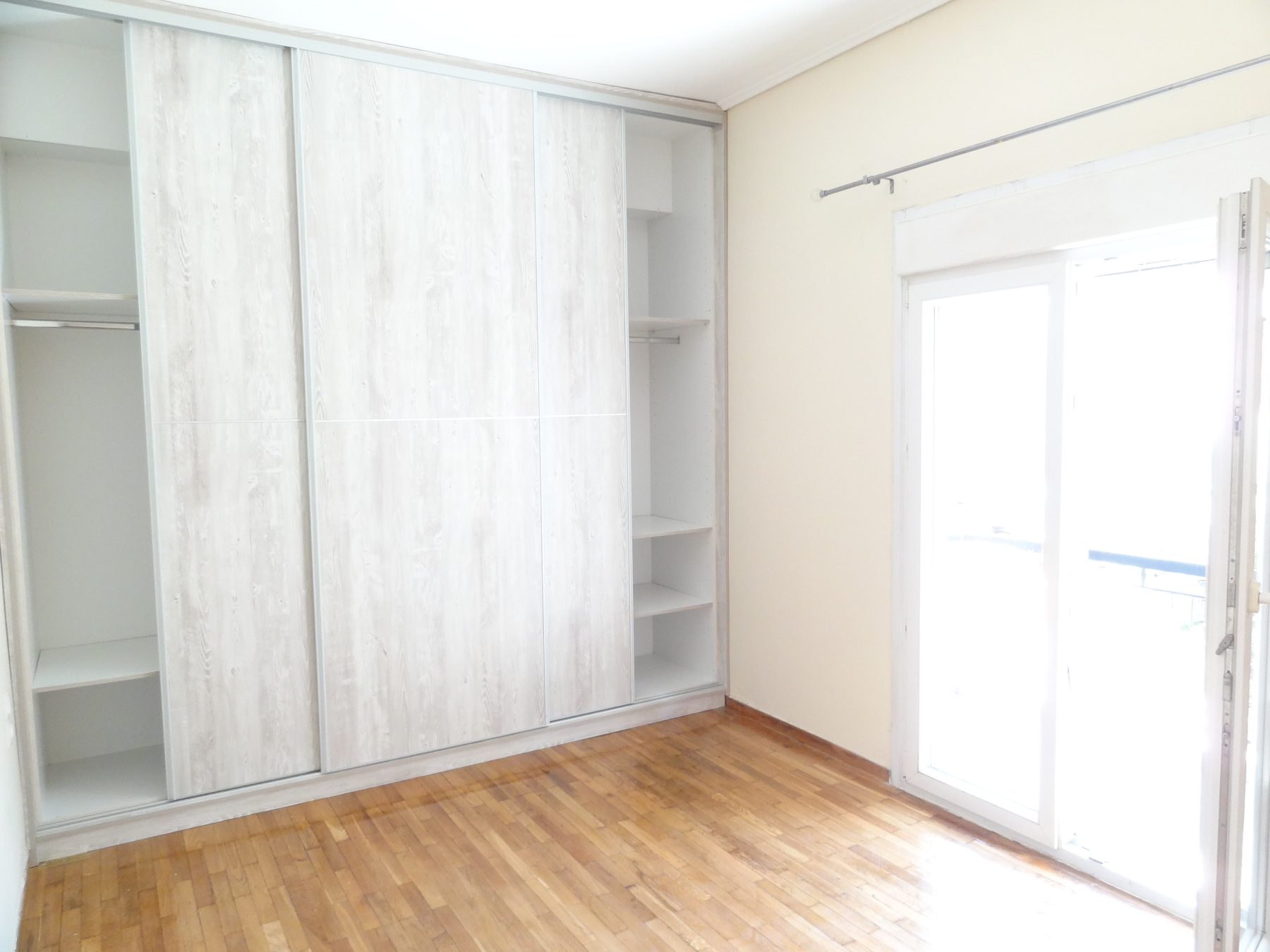 Bright 2 bedrooms apartment for rent, 70 sq.m. 1st floor in the area of Kaloutsiani in Ioannina