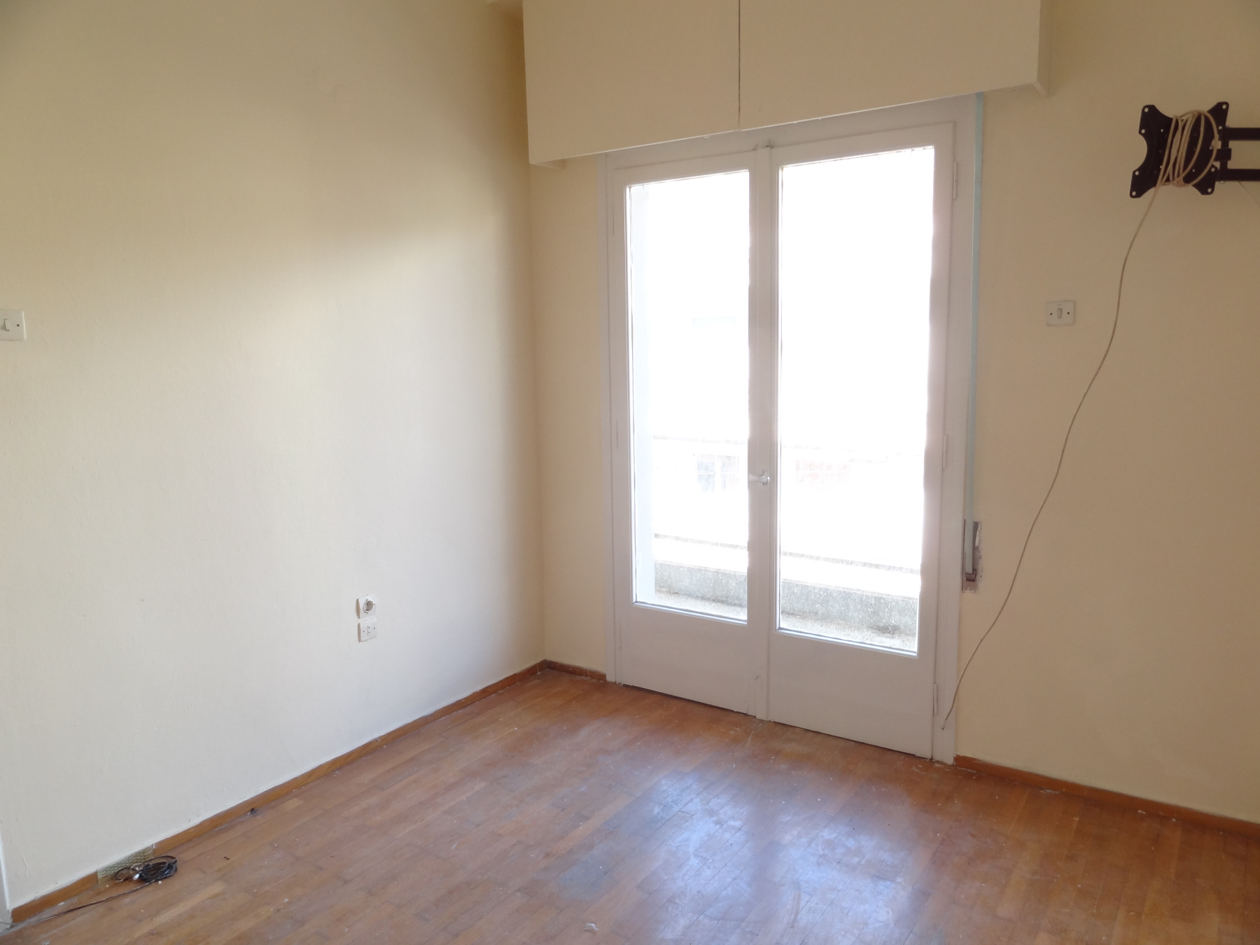 Studio for rent 29 sq.m. 3rd floor in the center of Ioannina near Dodoni avenue