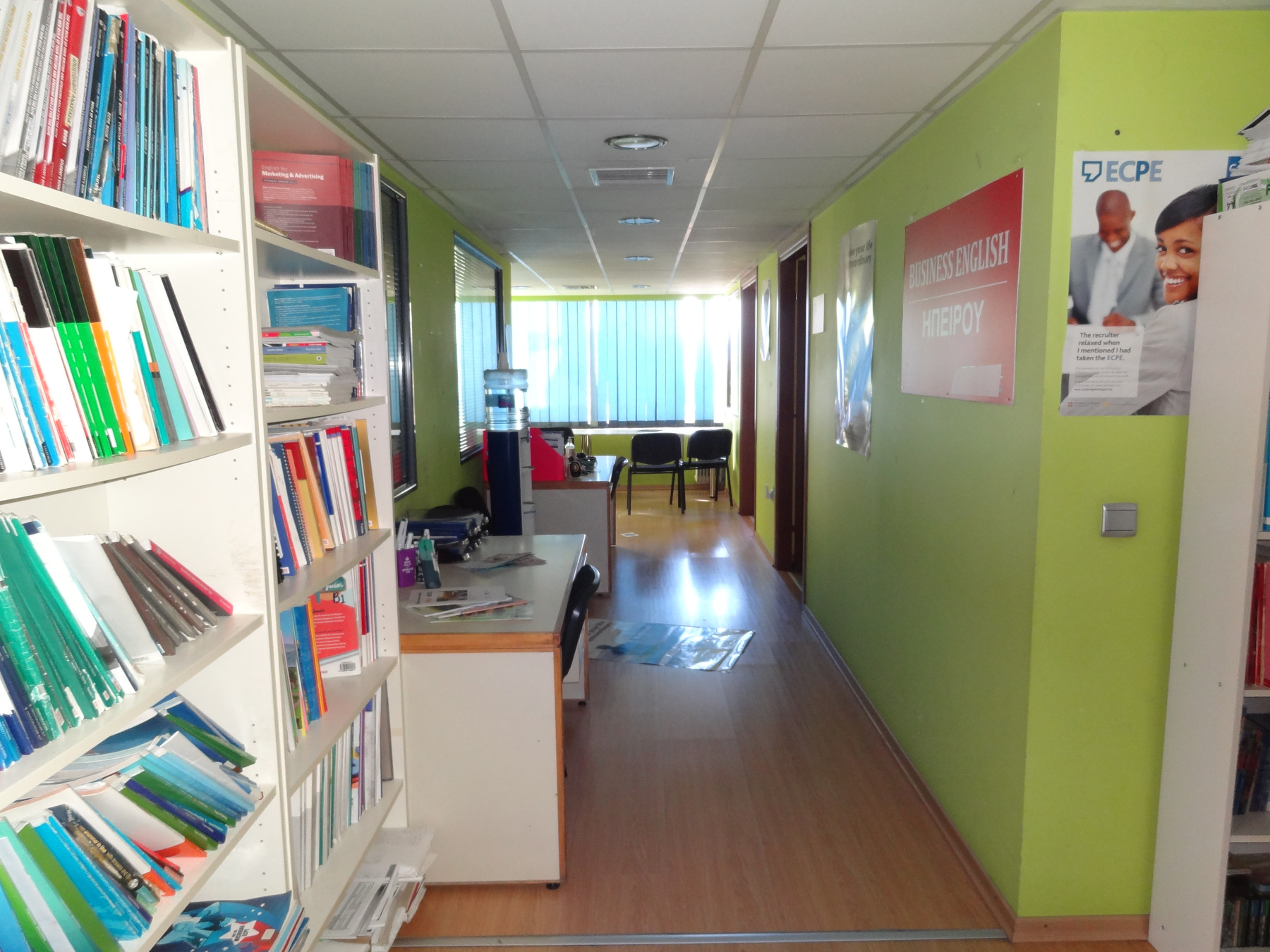 Commercial space for rent, 171 sq.m. 2nd floor near the central square of Ioannina