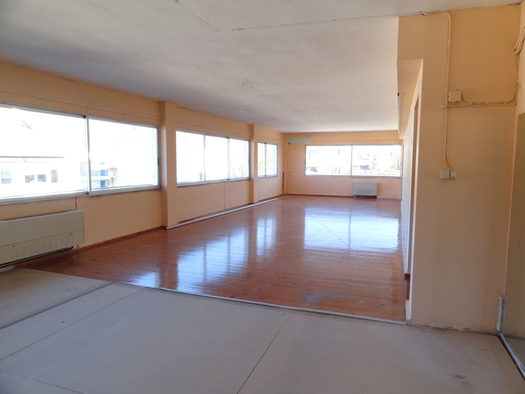 Commercial space for rent, 136 sq.m. 1st floor on Anexartisias Street in Ioannina