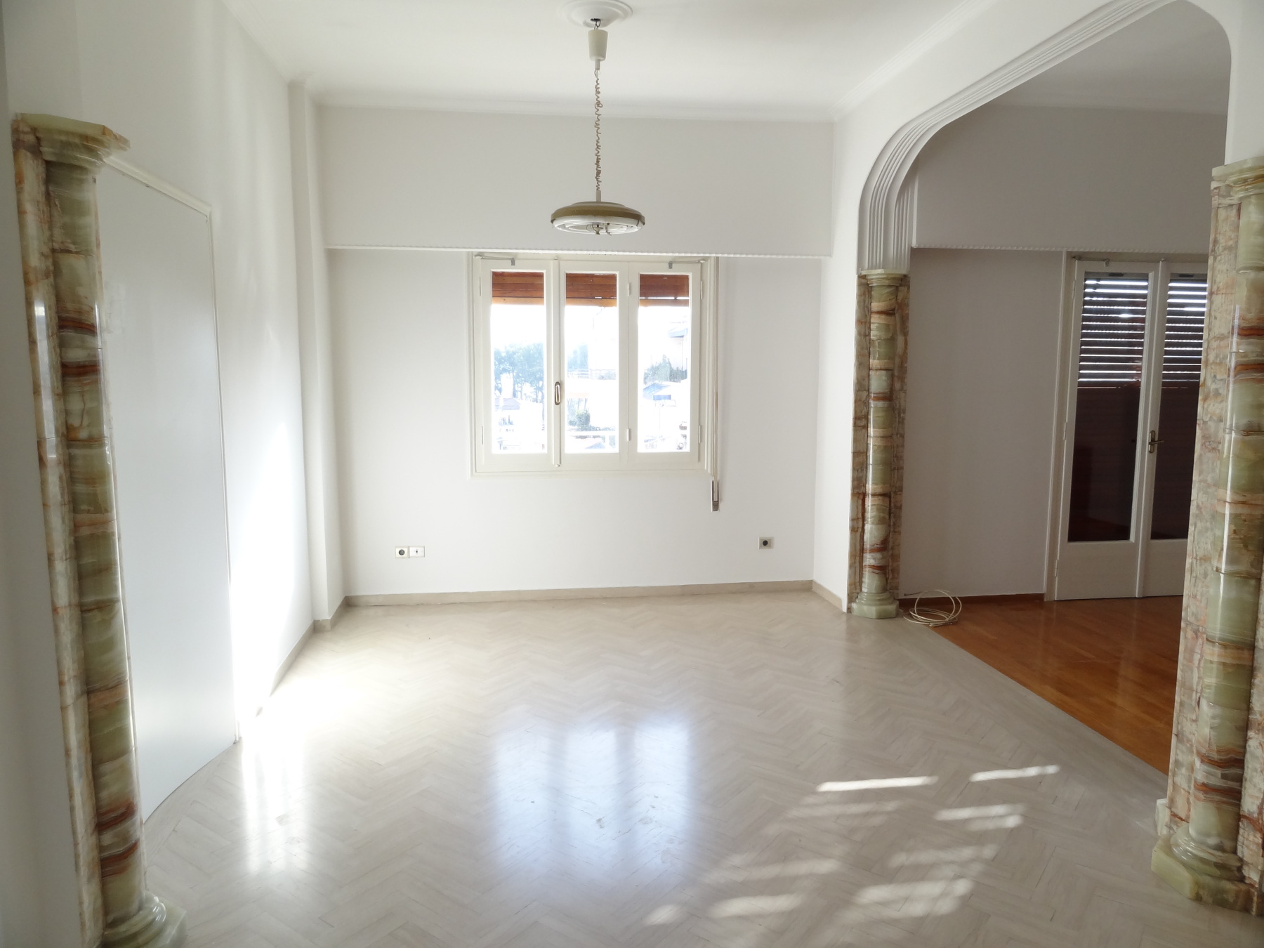 Spacious 105 sq.m. apartment for rent with 3 bedrooms on the 5th floor near the center of Ioannina