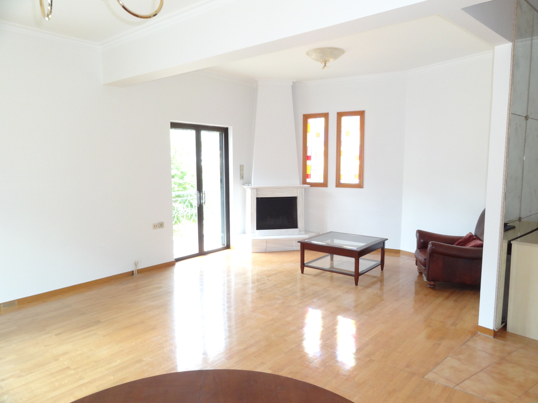 For rent 2 bedrooms floor apartment 105 sq.m. 1st floor in the center of Ioannina near the spiritual center