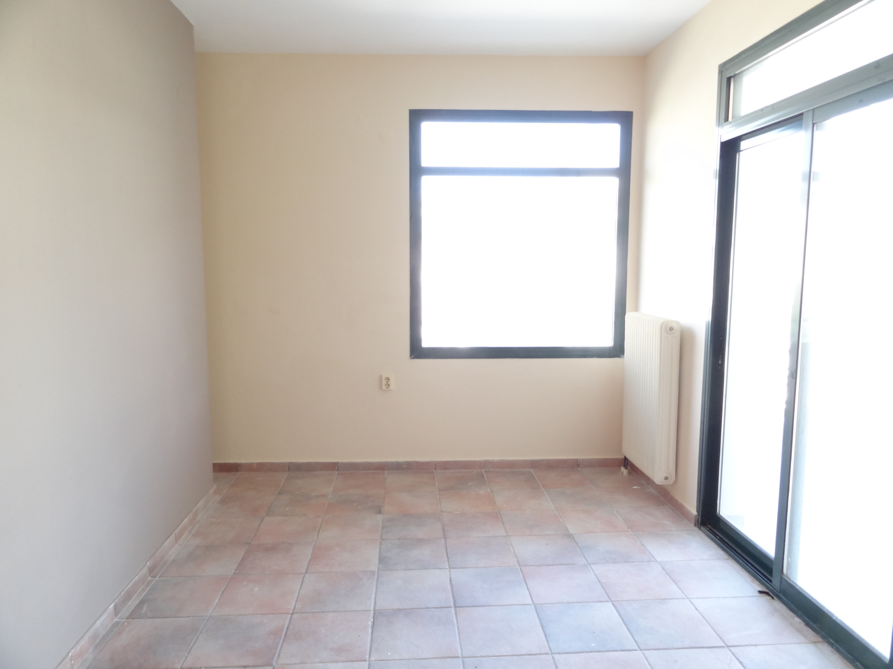 Commercial space for sale 30 sq.m. 3rd floor on Harilaou Trikoupi in Ioannina