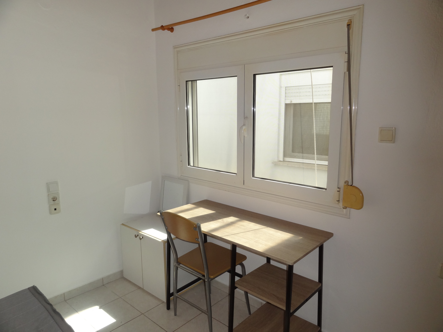Ενοικιάζεται studio 20 τ.μ. 3ου ορόφου στο τζαμί Καλούτσιανης στα Ιωάννινα