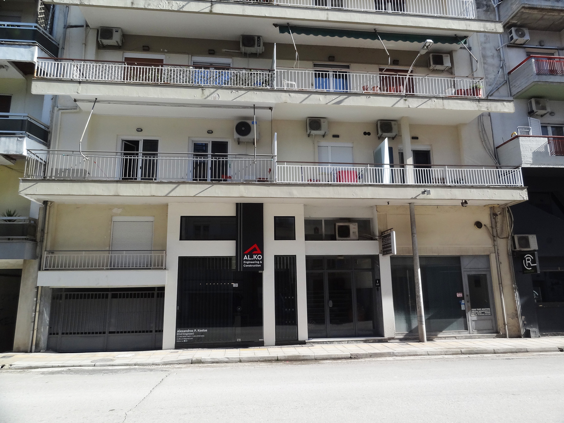 Πωλείται πλήρως ανακαινισμένη γκαρσονιέρα 34 τ.μ. ισογείου επί της Σπύρου Λάμπρου 22 στα Γιάννενα