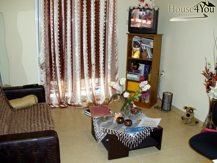 Πωλείται δυάρι στο κέντρο στα Γιάννενα σε πολύ καλή κατάσταση