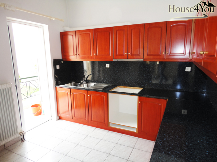 Πωλείται 2αρι, 1ου ορόφου, 10ετίας στους Αμπελοκήπους στα Γιάννενα