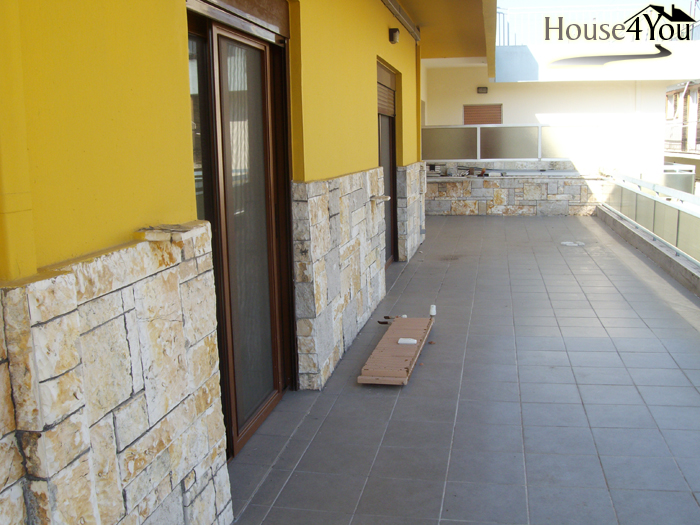 Πωλείται διαμέρισμα 130 τμ. 3ου ορόφου στο κέντρο της πόλης των Ιωαννίνων δίπλα στην Πλατεία Πάργης